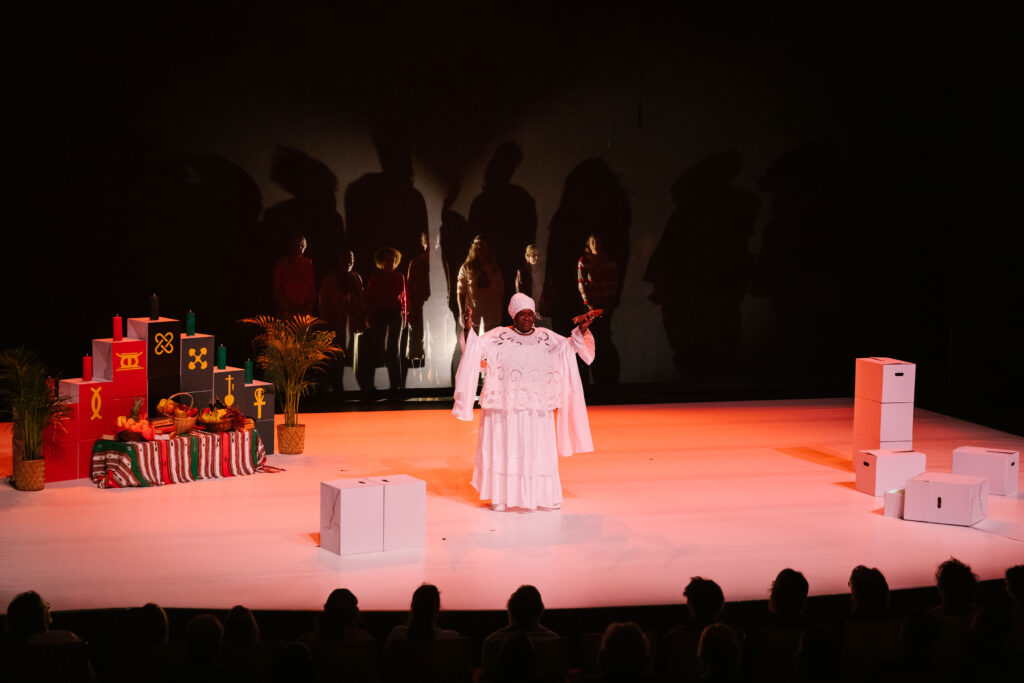 Fenix viert vijftig jaar onafhankelijkheid van Suriname